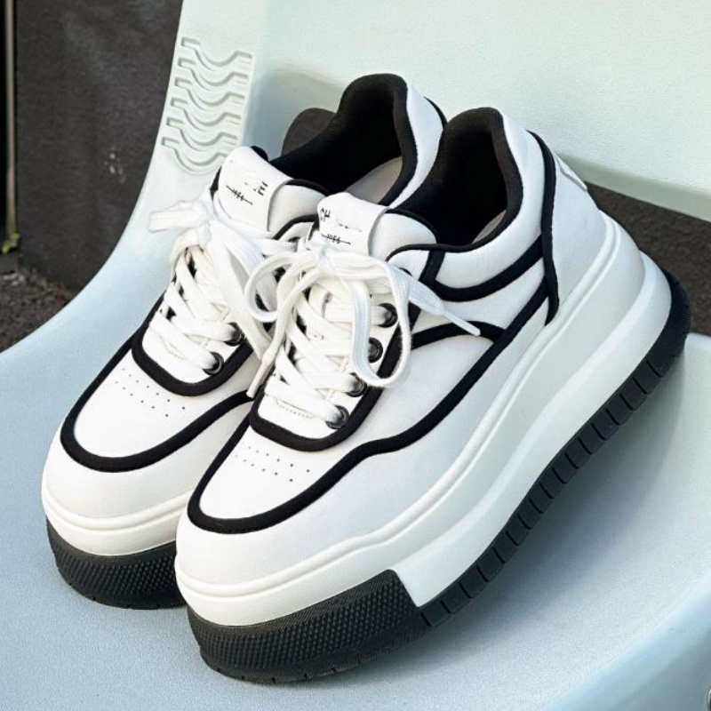 Running Shoes Women - Nuove Scarpe da Donna in Pelle